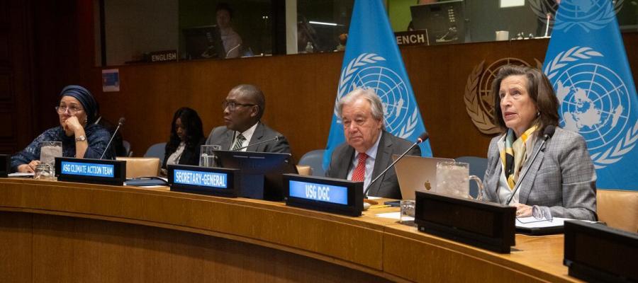 Secretary-General António Guterres (second from right) hosts a meeting on Climate and Just Transition convened with Luiz Inácio Lula da Silva (not pictured), President of Brazil.
