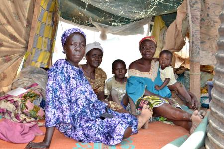 Des femmes et des enfants déplacés en République centrafricaine. Photo OCHA