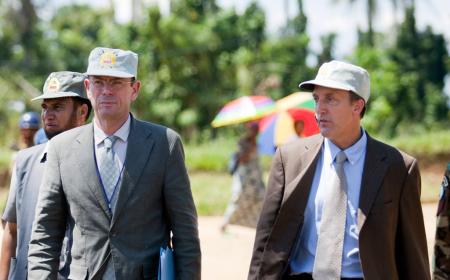 OHCHR Director in the Democratic Republic of the Congo (DRC) Scott Campbell (right), and Assistant Secretary-General for Human Rights Ivan Šimonović visit Shabunda, in the DRC’s South Kivu province in May 2012. UN Photo/Sylvain Liechti