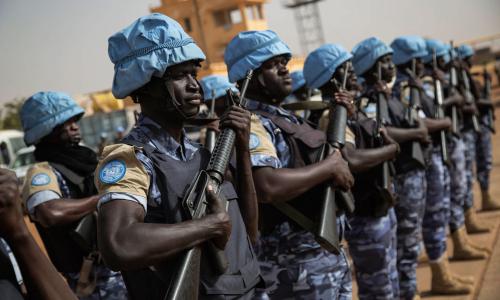 Des Casques bleus à Menaka, au Mali. Photo : MINUSMA/Marco Dormino