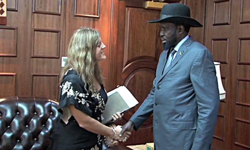 Hilde F. Johnson, Special Representative and head of the UN Mission in South Sudan, meets with President Salva Kiir. Photo: UNIFEED video still
