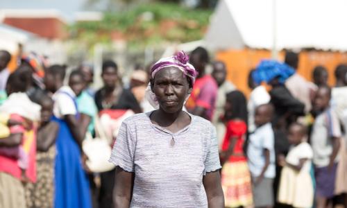 egina Keji, 54 ans, a fui vers le nord de l’Ouganda ce mois-ci après la flambée de violences dans l’Est-Equatoria au Soudan du Sud.   © HCR/Will Swanson