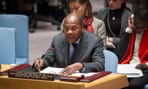 Le chef du Bureau des Nations Unies pour l’Afrique de l’Ouest (UNOWA), Mohamed Ibn Chambas, devant le Conseil de sécurité (janvier 2015). Photo : ONU/Loey Felipe