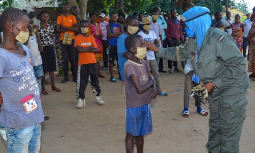 UN Police hold a COVID-19 information session for vulnerable street children in Kananga, Democratic Republic of the Congo.