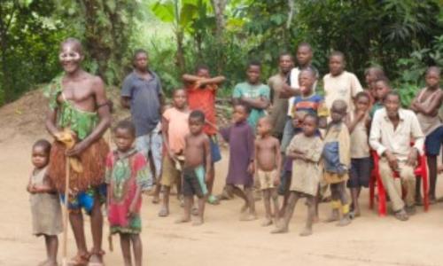 Batwa Chief Ilinga Bopope Lopaka Lomba with his grandchildren and other family members