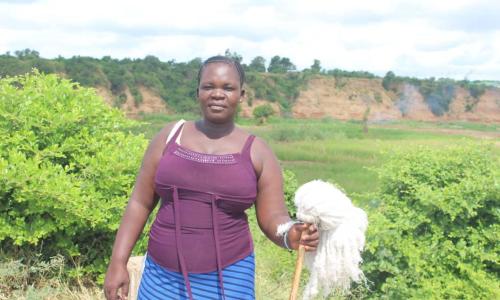 Mme Sarah Showe, l'une des femmes entrepreneurs.
