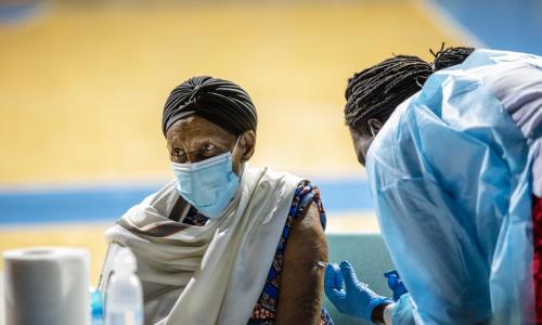 Limited supplies slow COVID-19 vaccination in Africa