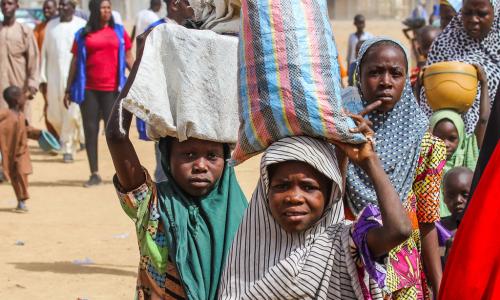 Watoto katika kambi ya wakimbizi wa ndani iliyoko Maiduguri, Borno, Nigeria