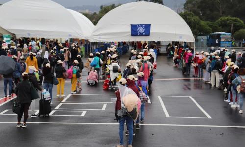 IOM medical staff training personnel at the Quarantine Centre in Addis Ababa.