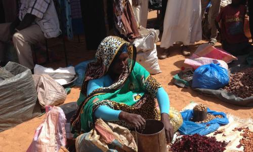 Urasimishaji wa sekta isiyo rasmi ni moja ya mbinu za kukuza uchumi wa nchi. Picha: IFAD