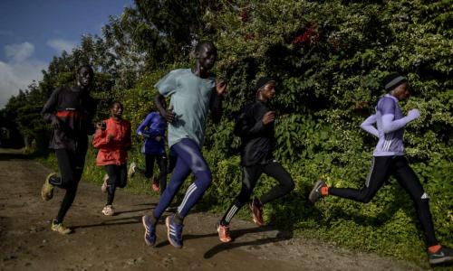 Refugee runners in Kenya train to qualify for the 2016 Olympics in Rio.   © UNHCR/Benjamin Loyseau