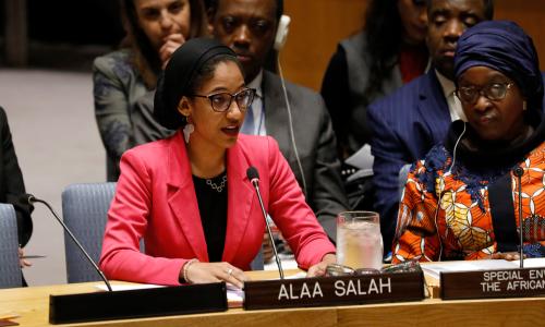 Alaa Salah, militante de la société civile et leader communautaire au Soudan.