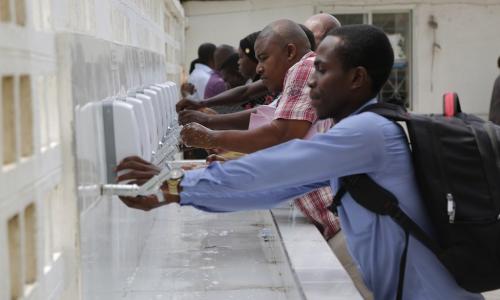 Mradi wa sehemu ya kunawa mikono kwa ufadhili wa Mo Dewj Foundation nchini Tanzania.