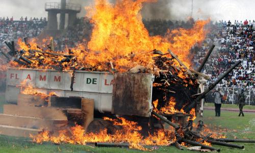Arms are destroyed by fire in Côte d'Ivoire.