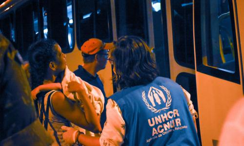 UNHCR na washirika wanaunga mkono wakimbizi wa Venezuela na wahamiaji wanaoishi katika mitaa ya Boa Vista, katika jimbo la Roraima kaskazini mwa Brazil wakati wa janga la COVID-19.
