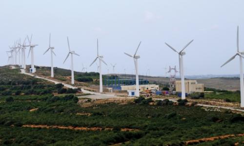 A wind turbine farm in Tunisia. Photo: World Bank / Dana Smillie
