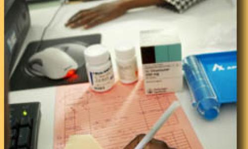 Getting an anti-retroviral prescription in Botswana.  Photo : ©World Health Organization / Eric Miller