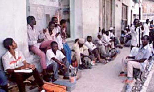 Unemployed line up for jobs in Tanzania: Not many PRSPs explicitly address job creation.   Photo: ©UN / Betty Press